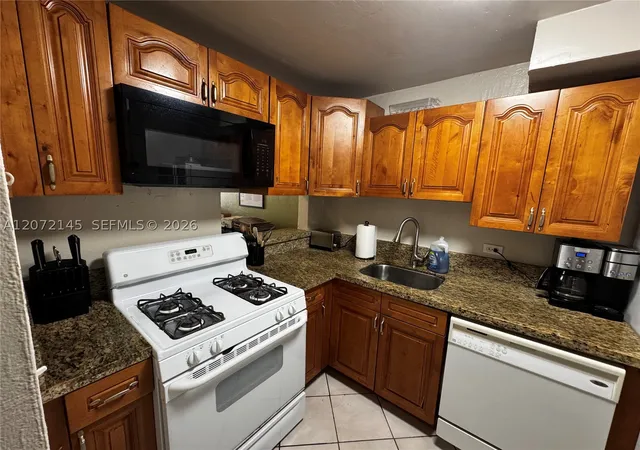 Photo 3 of Condo for sale at 6900 N Kendall Dr #A403, Pinecrest, FL 33156 | MLS# A12072145 | Listing updated on 2026-09-15