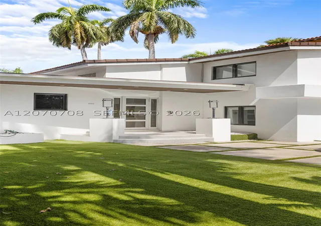 Photo 3 of Single family home for sale at 2388 Prairie Ave, Miami Beach, FL 33140 | MLS# A12070708 | Listing updated on 2026-09-23