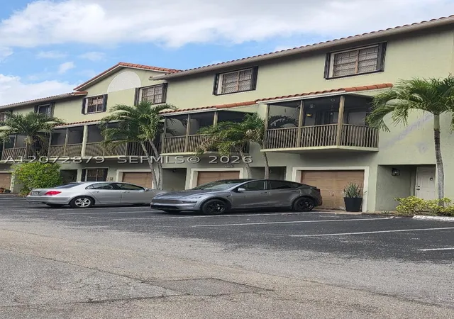 Photo 2 of Townhouse for sale at 9872 Hammocks Blvd #105-51, Miami, FL 33196 | MLS# A12072879 | Listing updated on 2026-09-04