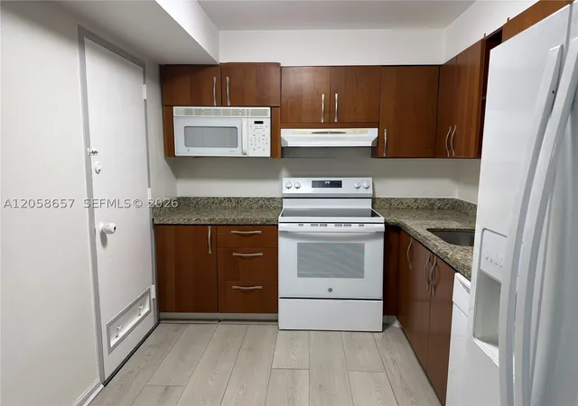 Photo 3 of Condo for sale at 400 Kings Point Dr #311, Sunny Isles Beach, FL 33160 | MLS# A12058657 | Listing updated on 2026-09-01