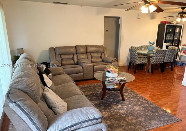 Photo 4 of Single family home for sale at 2745 Nw 69Th Ave, Sunrise, FL 33313 | MLS# A12068913 | Listing updated on 2026-09-16
