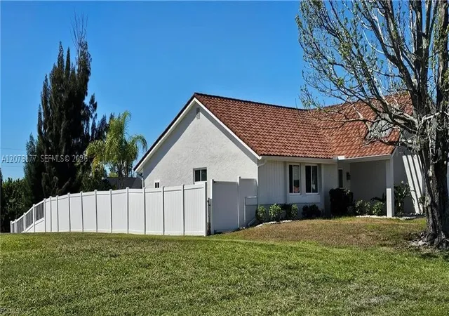 Photo 3 of Single family home for sale at 420 Se 15th Ter, Cape Coral, FL 33990 | MLS# A12073177 | Listing updated on 2026-09-10