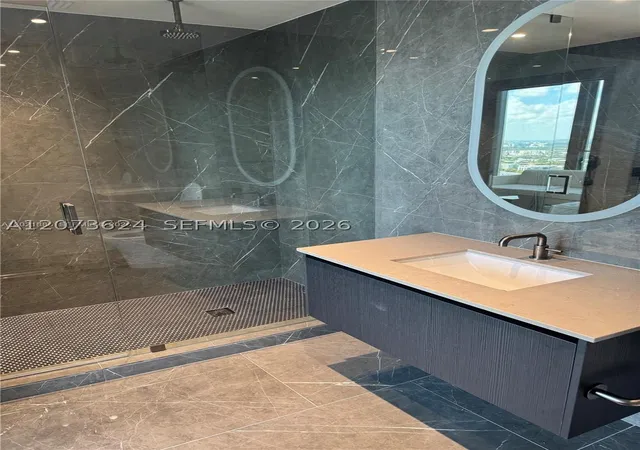 Photo 3 of Condo for sale at 20 Ne 11 #3003A, Miami, FL 33132 | MLS# A12073624 | Listing updated on 2026-09-10