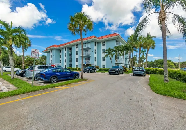 Photo 1 of Condo for sale at 505 S Pine Island Rd #B207, Plantation, FL 33324 | MLS# A12070236 | Listing updated on 2026-09-08