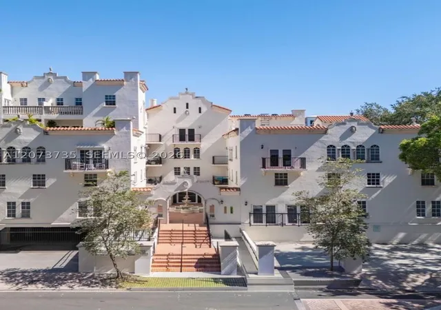 Photo 2 of Condo for sale at 323 Navarre Ave #301, Coral Gables, FL 33134 | MLS# A12073735 | Listing updated on 2026-08-29
