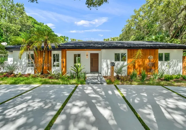 Photo 1 of Single family home for sale at 15321 Sw 82nd Ave, Palmetto Bay, FL 33157 | MLS# A12073146 | Listing updated on 2026-09-10