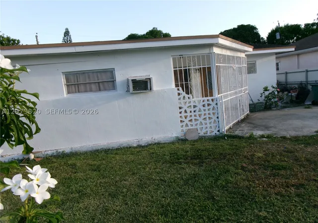 Photo 3 of Single family home for sale at 864 Nw 116th St, Miami, FL 33168 | MLS# A12073820 | Listing updated on 2026-09-09