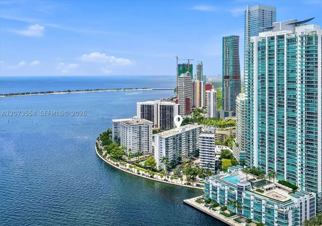 Listing Photo 1 - Condo for sale in Brickell Bay Tower located at 1408 Brickell Bay Dr, Miami, FL 33131 - Unit #706