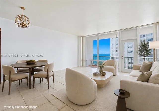 Listing Photo 3 - Condo for sale in Brickell Bay Tower located at 1408 Brickell Bay Dr, Miami, FL 33131 - Unit #706