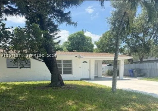Photo 1 of Sale Pending at 7170 Custer St, Hollywood, FL 33024 | MLS# A12073874 | Listing updated on 2026-09-13
