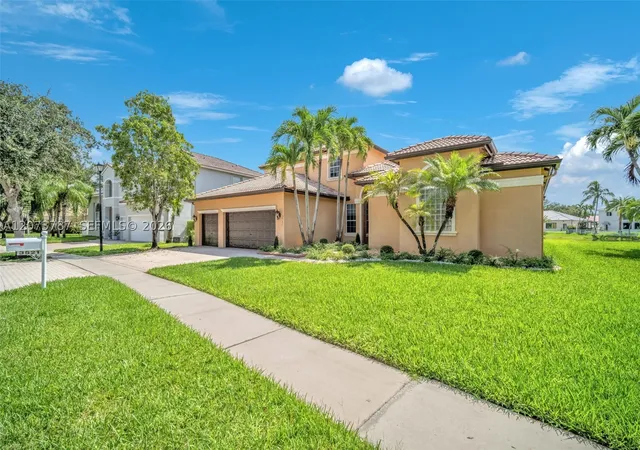 Photo 3 of Single family home for sale at 3521 Sw 146th Ter, Miramar, FL 33027 | MLS# A12073787 | Listing updated on 2026-08-28