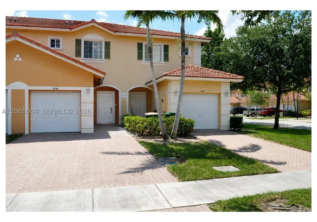 Photo 1 of Townhouse for sale at 5733 Tuscany Way, Tamarac, FL 33321 | MLS# A12065004 | Listing updated on 2026-08-26