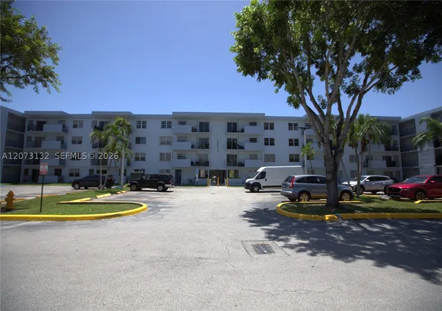Condo for sale at 1221 Sw 122Nd Ave #403, Miami, FL 33184 | MLS# A12073132