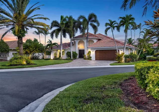 Photo 1 of Sale Pending at 719 Crystal Ct, Weston, FL 33326 | MLS# A12073186 | Listing updated on 2026-10-05