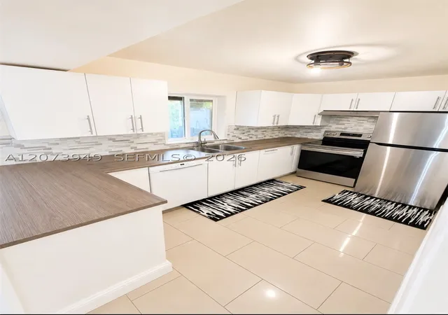 Photo 3 of Sale Pending at 4240 Nw 21st St #130, Lauderhill, FL 33313 | MLS# A12073949 | Listing updated on 2026-09-13