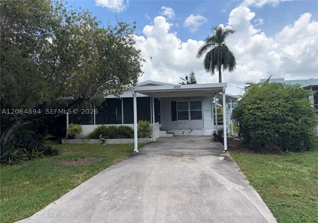 Photo 2 of Manufactured home for sale at 35303 Sw 180th Ave Lot 333, Homestead, FL 33034 | MLS# A12064894 | Listing updated on 2026-09-09