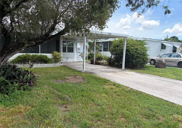 Photo 3 of Manufactured home for sale at 35303 Sw 180th Ave Lot 333, Homestead, FL 33034 | MLS# A12064894 | Listing updated on 2026-09-09