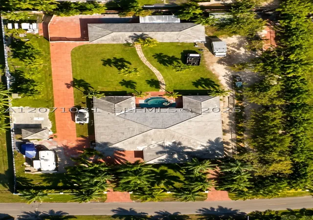 Photo 2 of Single family home for sale at 20835 Sw 236th St, Homestead, FL 33031 | MLS# A12071031 | Listing updated on 2026-09-10