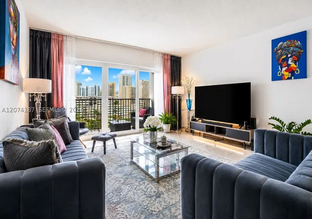Photo 3 of Condo for sale at 300 Bayview Dr #807, Sunny Isles Beach, FL 33160 | MLS# A12074187 | Listing updated on 2026-09-12
