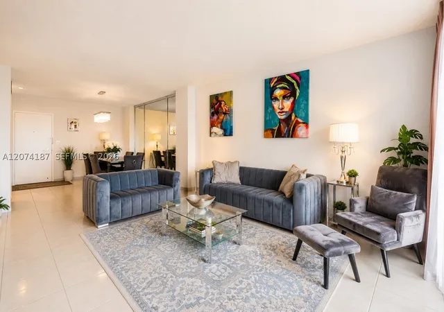 Photo 4 of Condo for sale at 300 Bayview Dr #807, Sunny Isles Beach, FL 33160 | MLS# A12074187 | Listing updated on 2026-09-12