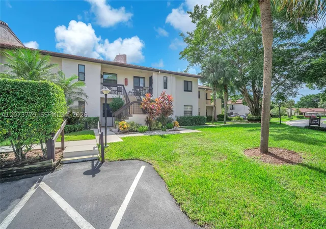 Photo 3 of Condo for sale at 7956 Eastlake Dr #F, Boca Raton, FL 33433 | MLS# A12073779 | Listing updated on 2026-08-30