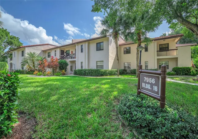 Photo 3 of Condo for sale at 7956 Eastlake Dr #F, Boca Raton, FL 33433 | MLS# A12073779 | Listing updated on 2026-08-30