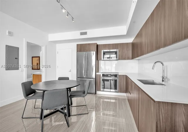 Photo 2 of Condo for sale at 2960 Ne 207Th St #1102, Aventura, FL 33180 | MLS# A12074261 | Listing updated on 2026-08-19