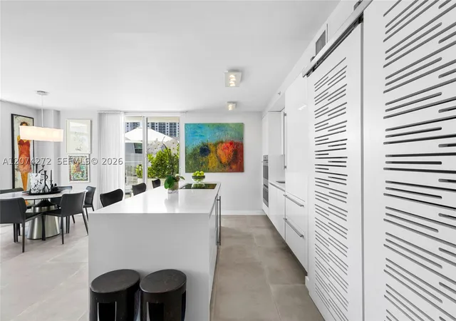 Listing Photo 5 - Condo for sale in building located at 1201 20Th St, Miami, FL 33139 - Unit #314