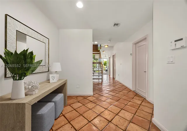 Photo 4 of Sale Pending at 5996 Paradise Point Dr, Palmetto Bay, FL 33157 | MLS# A12068582 | Listing updated on 2026-09-22