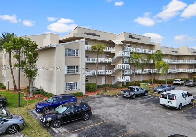 Photo 2 of Sale Pending at 21121 Sw 85th Ave #308, Cutler Bay, FL 33189 | MLS# A12074292 | Listing updated on 2026-09-18