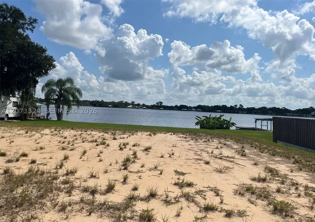 Photo 2 of Land for sale at 1050 Lake Carrie Dr, Lake Placid, FL 33852 | MLS# A12073324 | Listing updated on 2026-09-02
