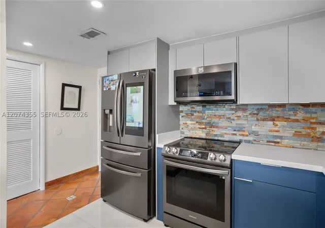 Photo 4 of Condo for sale at 2350 Ne 135Th St #1204, North Miami, FL 33181 | MLS# A12074355 | Listing updated on 2026-09-03