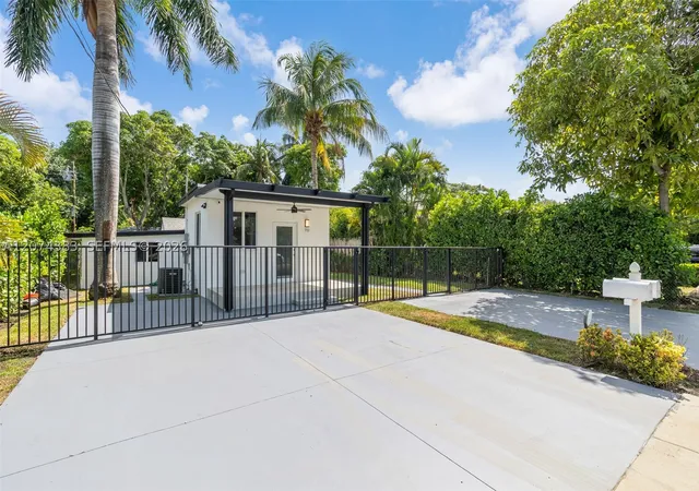 Multi family home for sale at 330 Nw 82Nd Ter, Miami, FL 33150 | MLS# A12074383