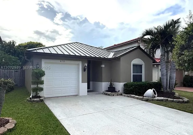 Photo 2 of Single family home for sale at 6711 Spring Garden Run, Lake Worth, FL 33463 | MLS# A12072939 | Listing updated on 2026-09-23