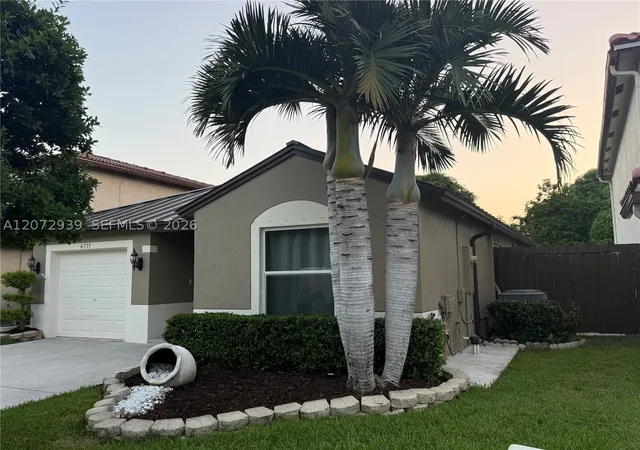 Photo 3 of Single family home for sale at 6711 Spring Garden Run, Lake Worth, FL 33463 | MLS# A12072939 | Listing updated on 2026-09-11