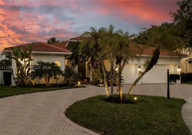 Photo 1 of Single family home for sale at 4015 Crossbill Ln, Weston, FL 33331 | MLS# A12065213 | Listing updated on 2026-09-14