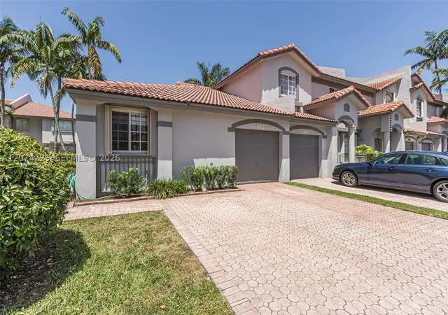Photo 3 of Sale Pending at 5118 Nw 115th Ct, Doral, FL 33178 | MLS# A12074229 | Listing updated on 2026-09-22