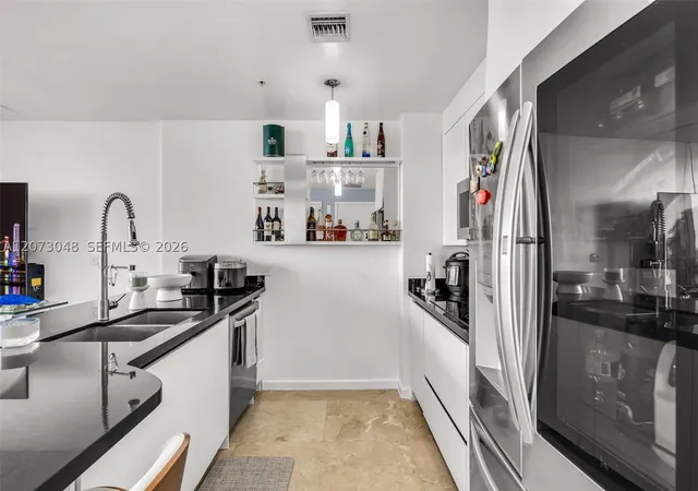 Photo 4 of Condo for sale at 3301 Ne 1St Ave #H1503, Miami, FL 33137 | MLS# A12073048 | Listing updated on 2026-09-10