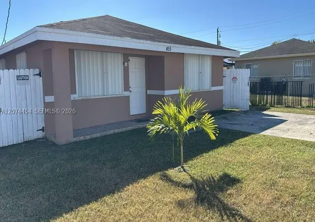 Photo 1 of Single family home for sale at 455 Nw 14th St, Florida City, FL 33034 | MLS# A12074454 | Listing updated on 2026-08-19