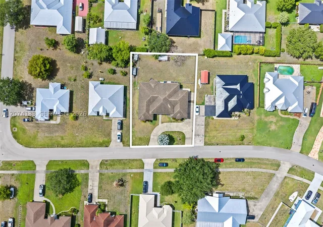 Photo 2 of Single family home for sale at 1006 Bayberry Loop, Clewiston, FL 33440 | MLS# A12074133 | Listing updated on 2026-08-27