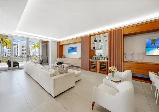 Photo 2 of Condo for sale at 515 Valencia Ave #601, Coral Gables, FL 33134 | MLS# A12074478 | Listing updated on 2026-09-08