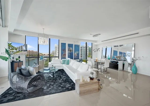 Photo 2 of Condo for sale at 3250 Ne 188Th St #501, Aventura, FL 33180 | MLS# A12074581 | Listing updated on 2026-09-21
