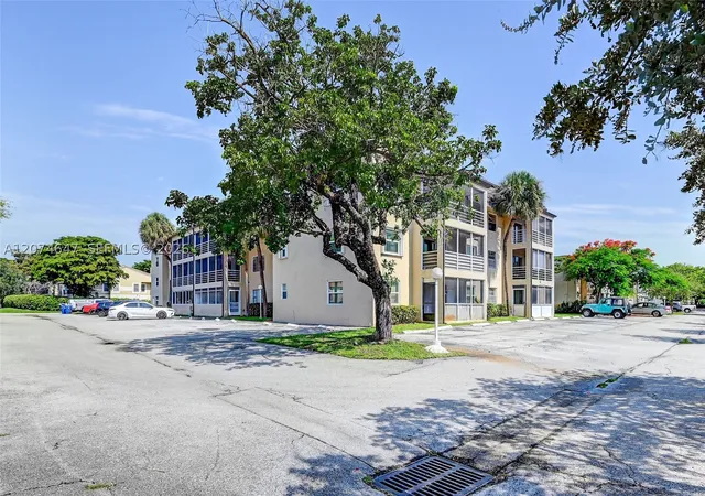 Photo 3 of Condo for sale at 2700 Riverside Dr #303-B, Coral Springs, FL 33065 | MLS# A12074647 | Listing updated on 2026-09-21