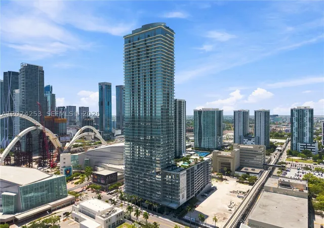 Photo 2 of Condo for sale at 1400 Biscayne Blvd #3201, Miami, FL 33132 | MLS# A12074253 | Listing updated on 2026-08-27