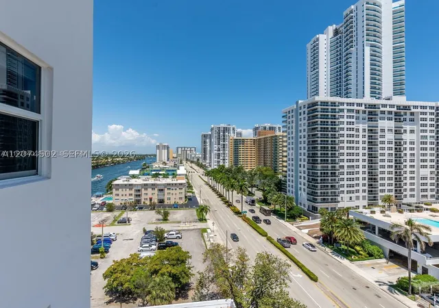 Photo 2 of Condo for sale at 3000 S Ocean Dr #922, Hollywood, FL 33019 | MLS# A12074502 | Listing updated on 2026-10-04