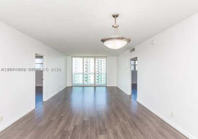 Photo 4 of Condo for sale at 3000 S Ocean Dr #922, Hollywood, FL 33019 | MLS# A12074502 | Listing updated on 2026-10-04