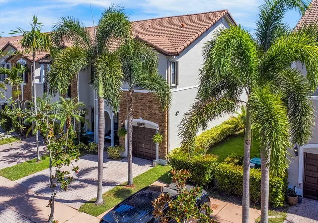 Photo 2 of Single family home for sale at 10334 Nw 30th Ter, Doral, FL 33172 | MLS# A12074843 | Listing updated on 2026-09-10