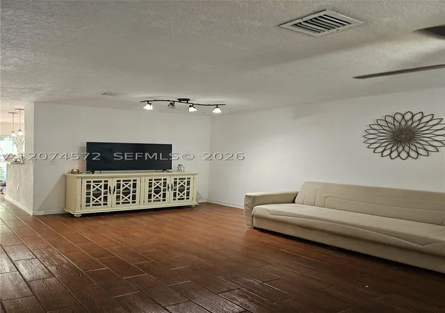 Photo 2 of Townhouse for sale at 126 Hidden Ct Rd #27-D, Hollywood, FL 33023 | MLS# A12074572 | Listing updated on 2026-09-28