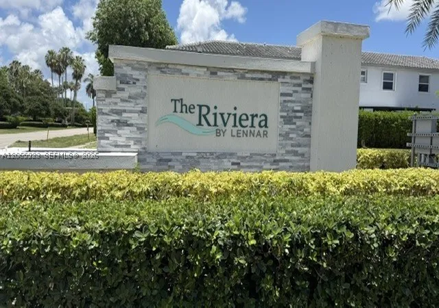 Photo 2 of Townhouse for sale at 2608 Se 19th St, Homestead, FL 33035 | MLS# A12065923 | Listing updated on 2026-08-30