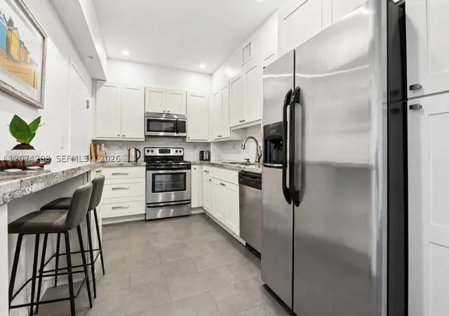 Photo 3 of Condo for sale at 90 Edgewater Dr #PH11, Coral Gables, FL 33133 | MLS# A12074208 | Listing updated on 2026-09-11